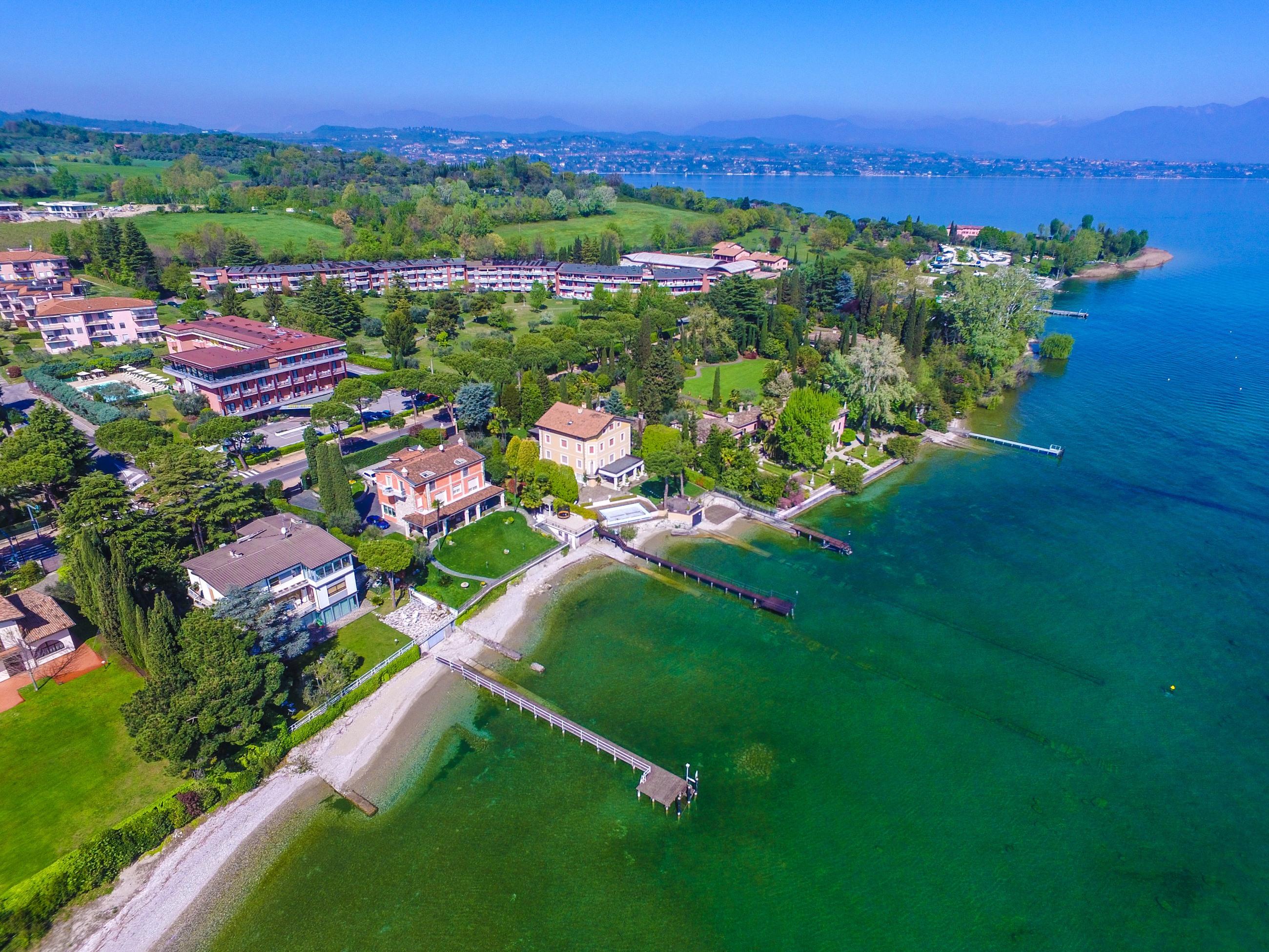 Hotel Oliveto Десенцано дел Гарда Екстериор снимка